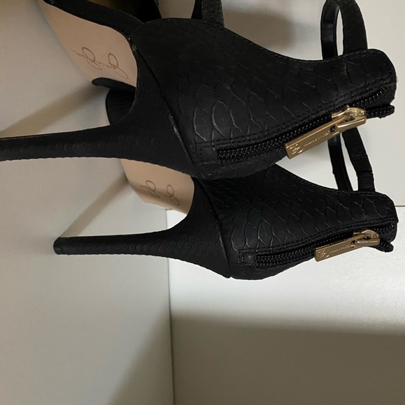 Black Jessica Simpson snakeskin print sandal sz 5.5 - Picture 2 of 5
